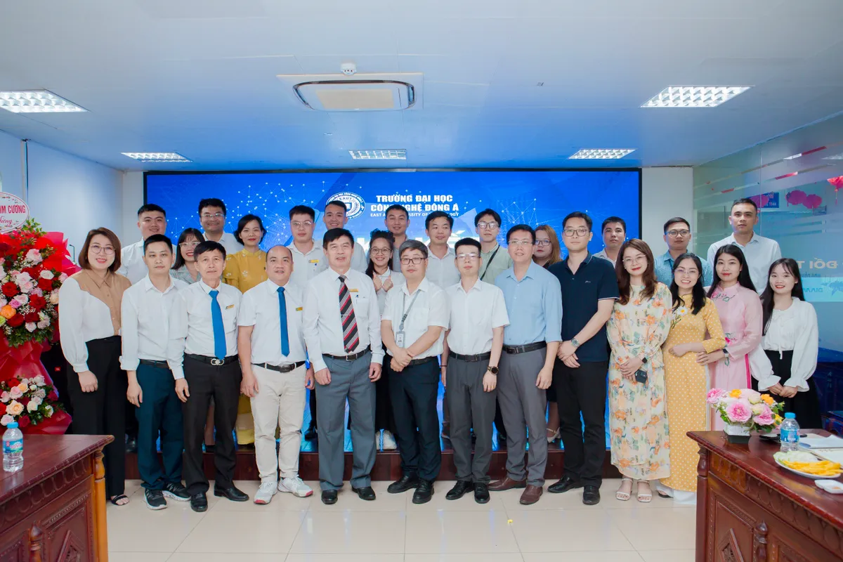 Đại học Công nghệ Đông Á: Gắn đào tạo với thực tiễn, đưa sinh viên đến gần với thị trường lao động - Ảnh 2.