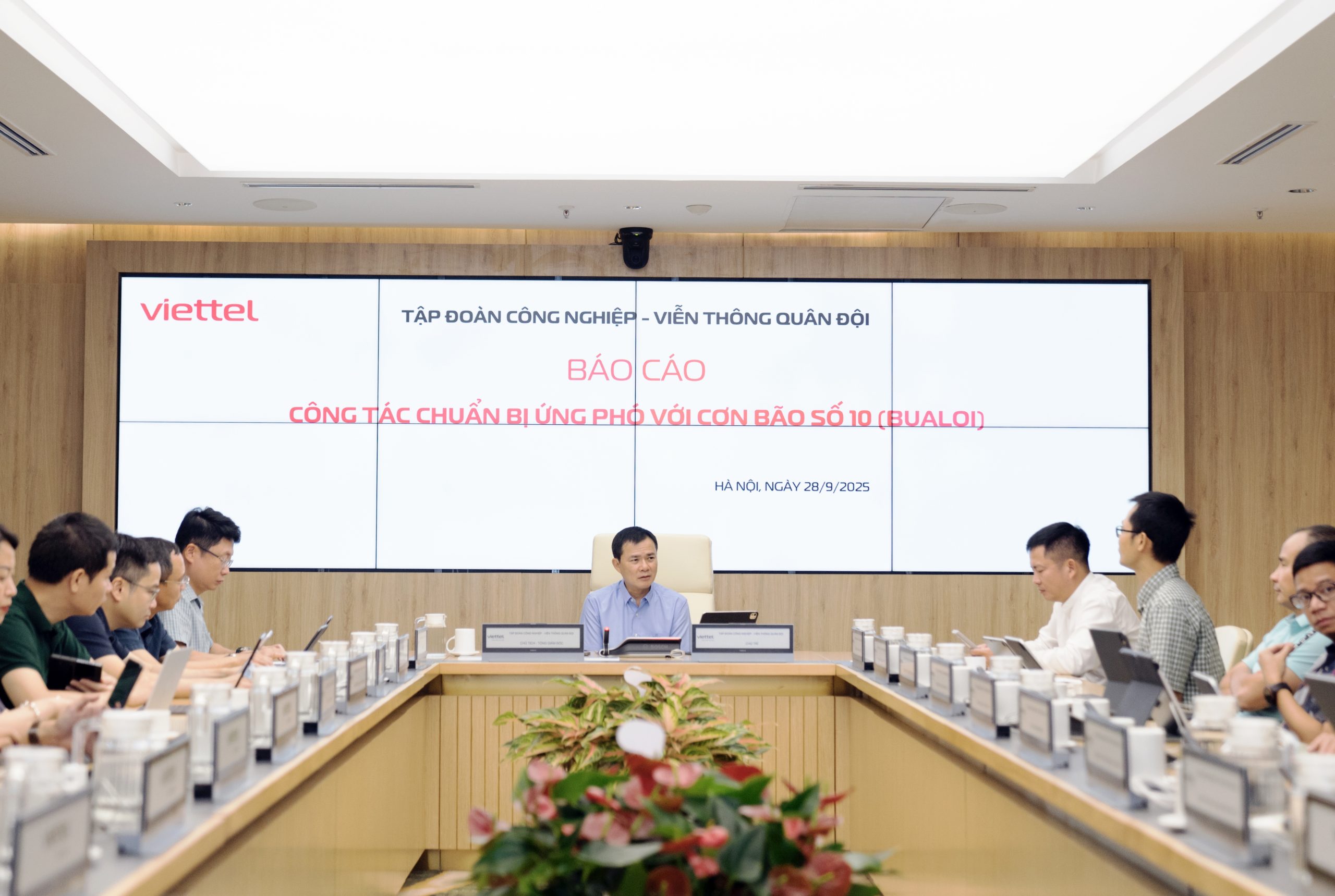 Viettel: không chủ quan với mọi biến động của bão bualoi - Ảnh 1.